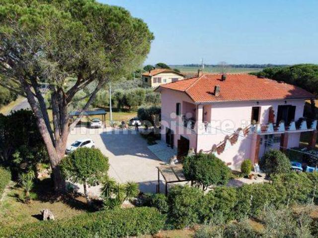 Villa Indipendente in affitto a Lido di Latina, Latina