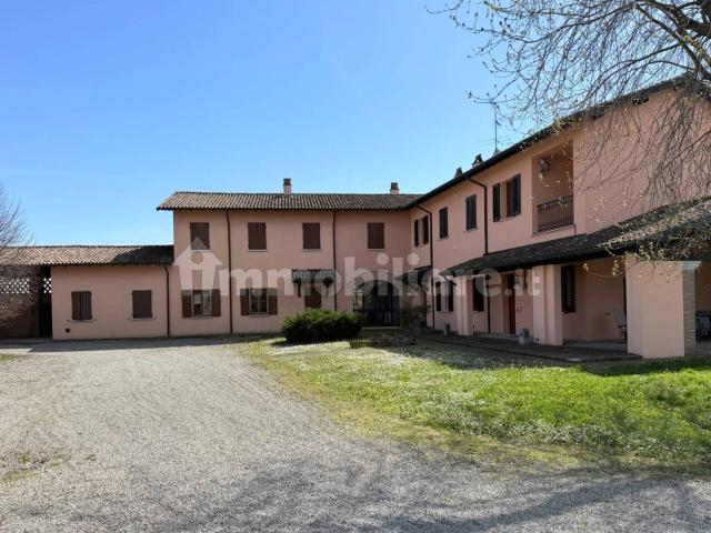 Villa Indipendente in affitto a Pizzale, Lombardia
