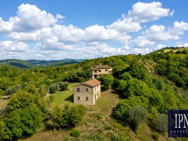 Casa in vendita a Pietralunga, Umbria