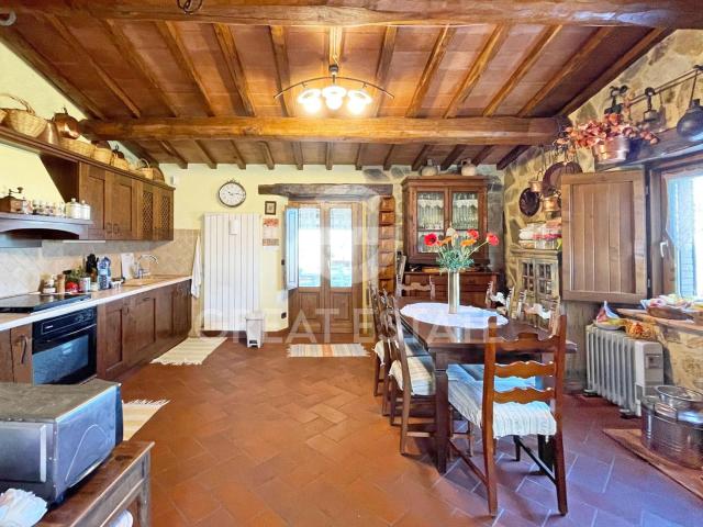 Casa in vendita a Castiglione D'orcia, Toscana