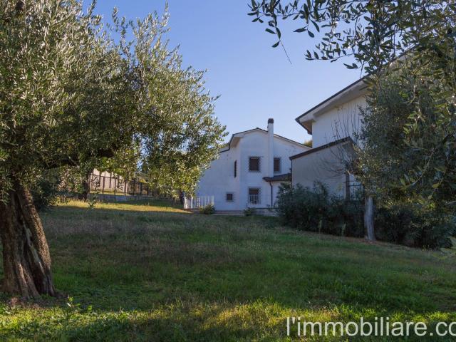 Rustico in vendita a Nord-Est, Brenzone