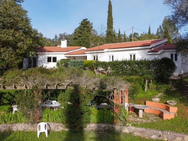 Casa alugar em São Lourenço e Lavega, Pêra