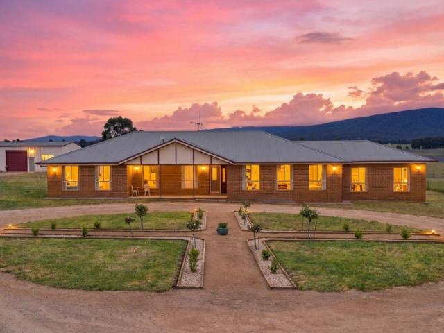 Cottage for sale in Cowra, Cowra Shire Council