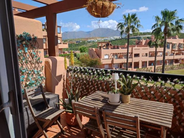 Apartamento en alquiler en Casares del Sol, Costa del Sol Occidental