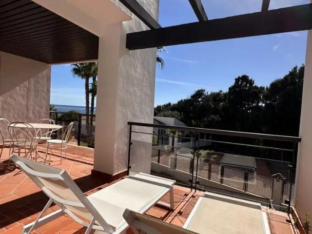 Apartamento en alquiler en La Perla de Bahía, Costa del Sol Occidental