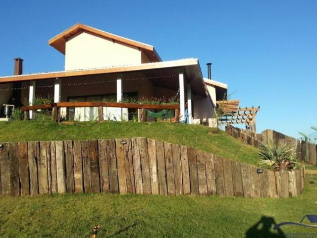 Casa venda em Região Imediata de São José dos Campos, Região Metropolitana do Vale do Paraíba e Litoral Norte
