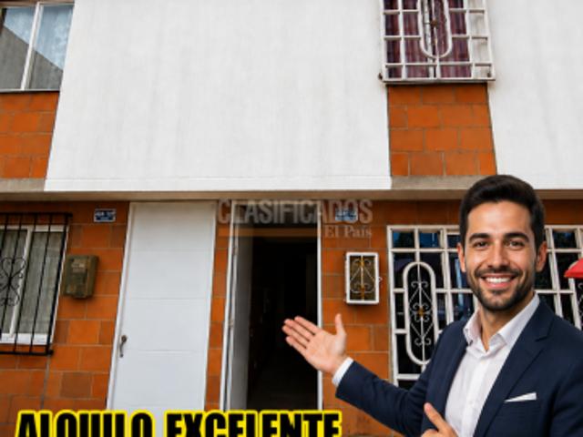 Casa en arriendo en Candelaria, Sur