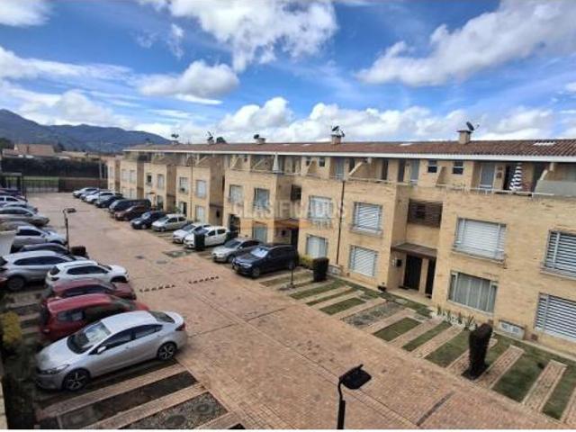 Casas, Alquiler, Chía