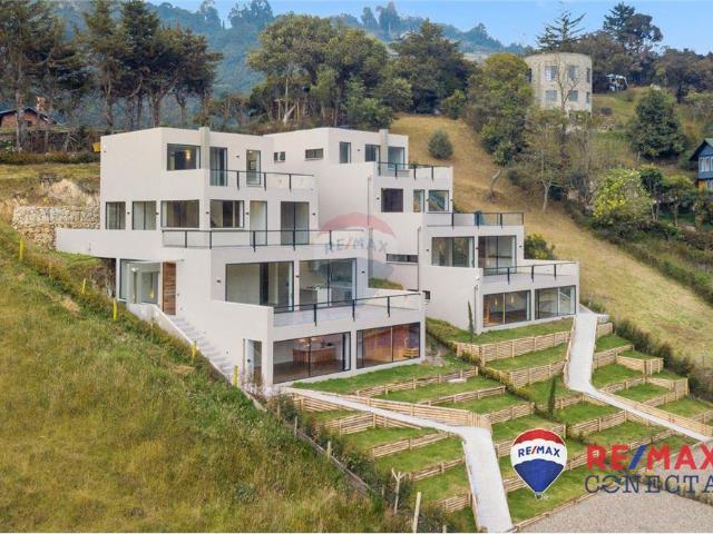 Casa en arriendo en Zona 3 La Calera, La Calera