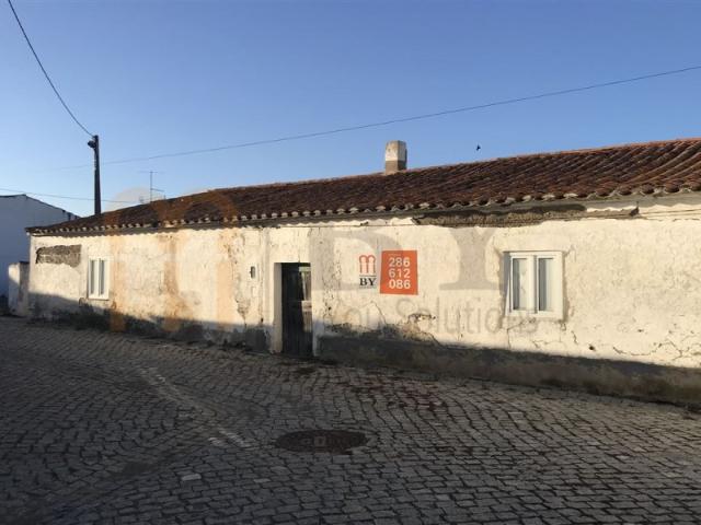 Casa venda em São João dos Caldeireiros, Beja