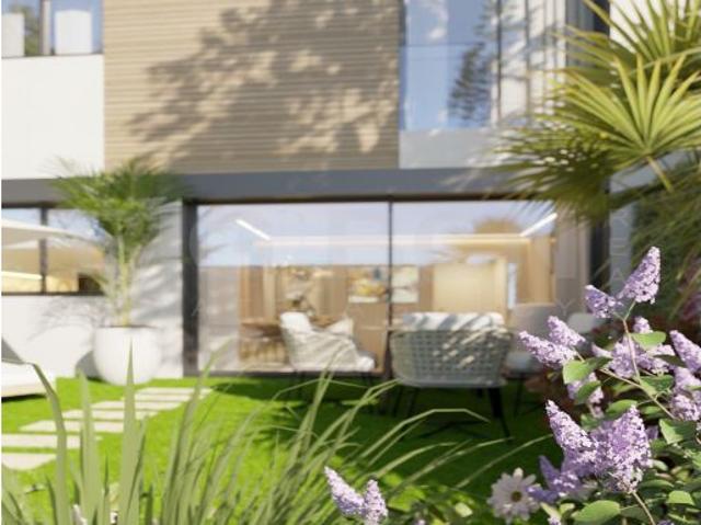 Casa en venta en Finestrelles, Baix Llobregat