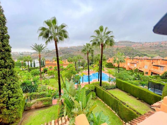 Casa en alquiler en Benahavís, El Paraíso Alto