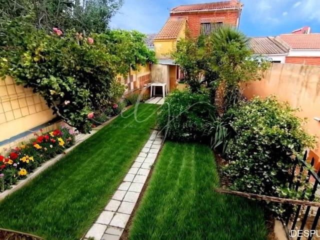 Casa en venta en Nava Del Rey, Castilla y León