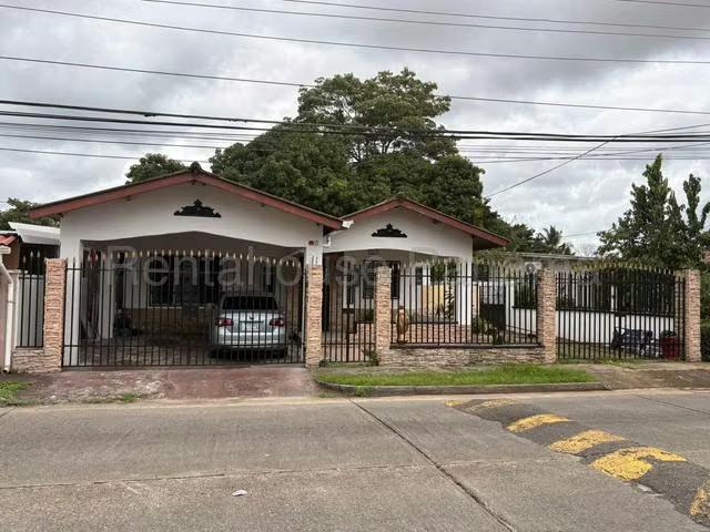 Casa alquiler en Rufina Alfaro, San Antonio
