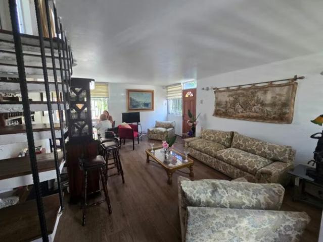 Casa en arriendo en Villa CCU, Renca