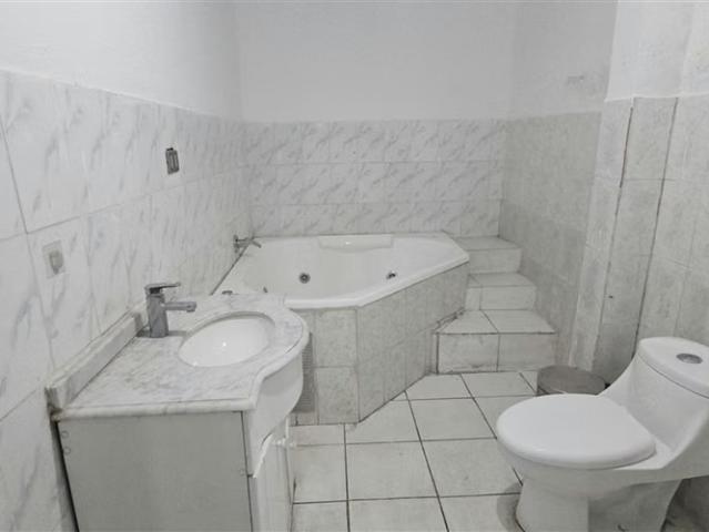 Casa en arriendo en San Miguel, Santiago