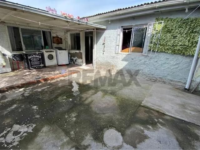 Casa en arriendo en Población Villa Blanca, Santiago