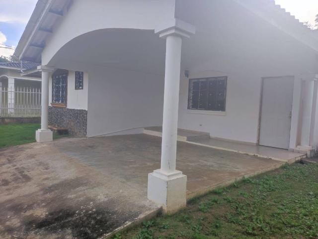 Casa alquiler en Guararé, Los Santos