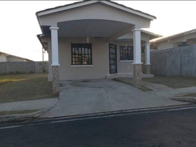 Casa alquiler en Penonomé