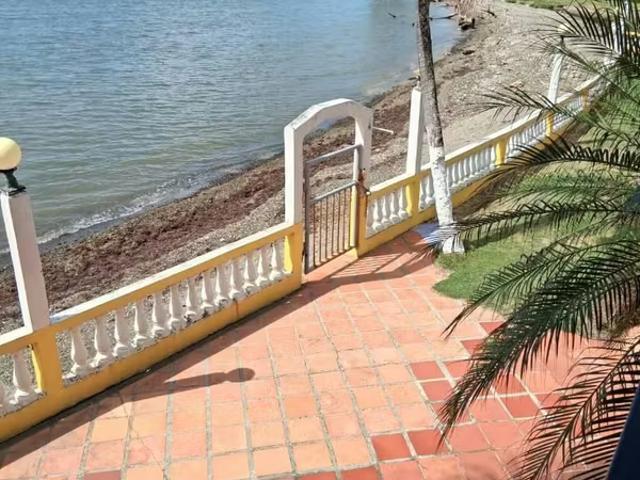 Casa alquiler en Barrio Colón, Colón