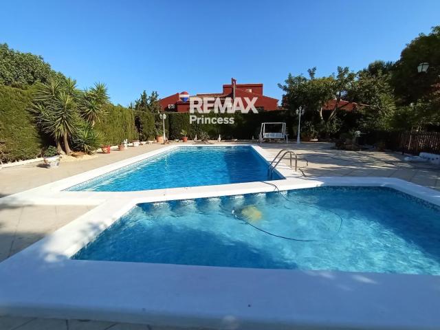 Casa en venta en Urbanització L'Almaixada, l'Alacantí