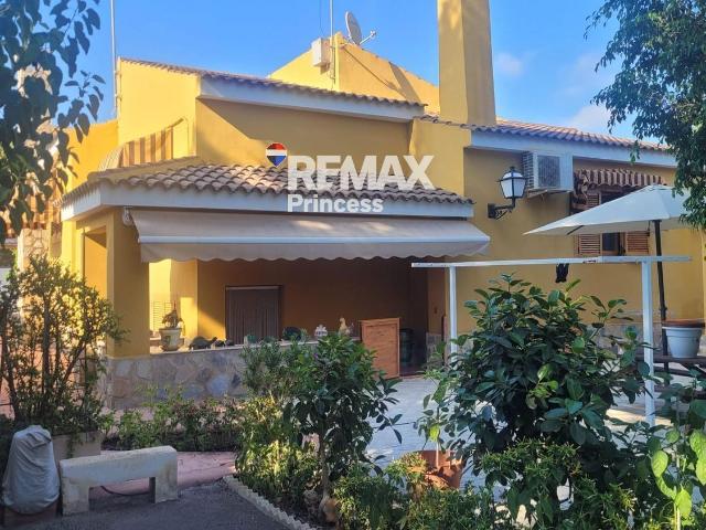 Casa en venta en Urbanització L'Almaixada, l'Alacantí