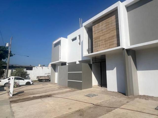 Casas en venta nuevas Manzanillo fraccionamiento Marimar