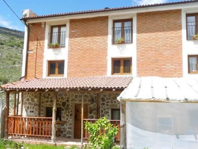 Casa en alquiler en Navacepedilla De Corneja, Castilla y León
