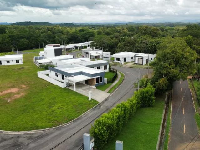 Casa venta en Llano de Catival, Santiago