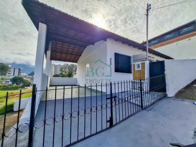 Casa aluguel em Região Geográfica Imediata de Poços de Caldas, Poços de Caldas