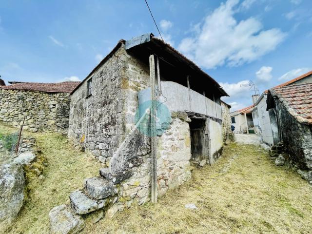 Quinta venda em Viade de Cima, Covelo Do Gerez