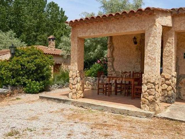 Casa en alquiler en Yeste