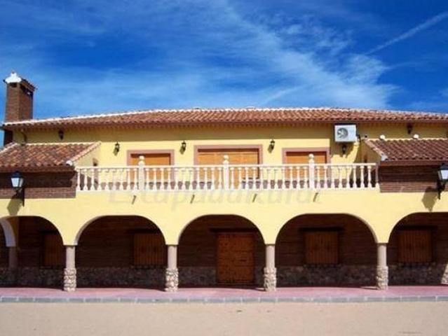 Casa en alquiler en El Picazo, Castilla-La Mancha