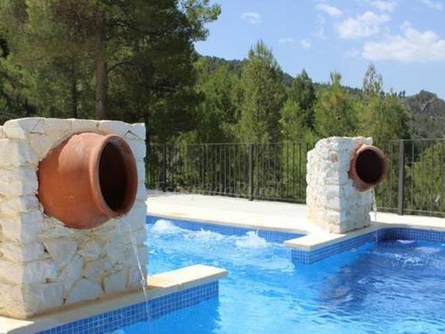 Casa en alquiler en Yeste
