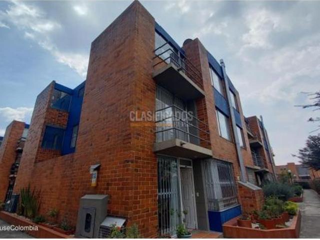 Casa en venta en Puerto Bogotá, Guaduas