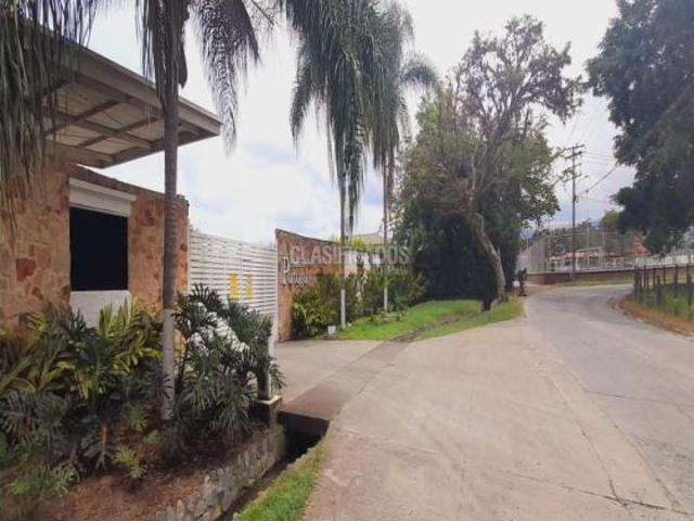Casa en venta en Ginebra, Sur