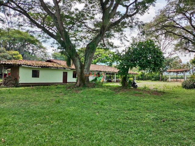 Casa en venta en Ginebra, Sur