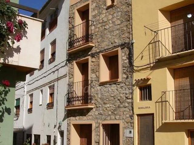 Casa en alquiler en Benafer