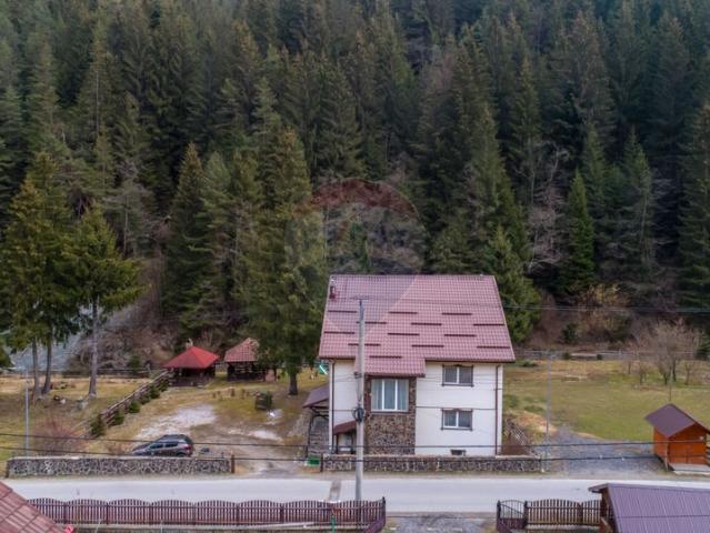 Casă vânzări în Moieciu De Sus, Brașov