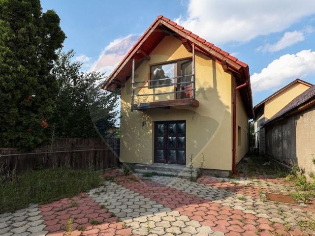 Casă vânzări în Sacele, Brașov