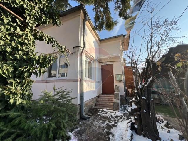 Casă vânzări în București