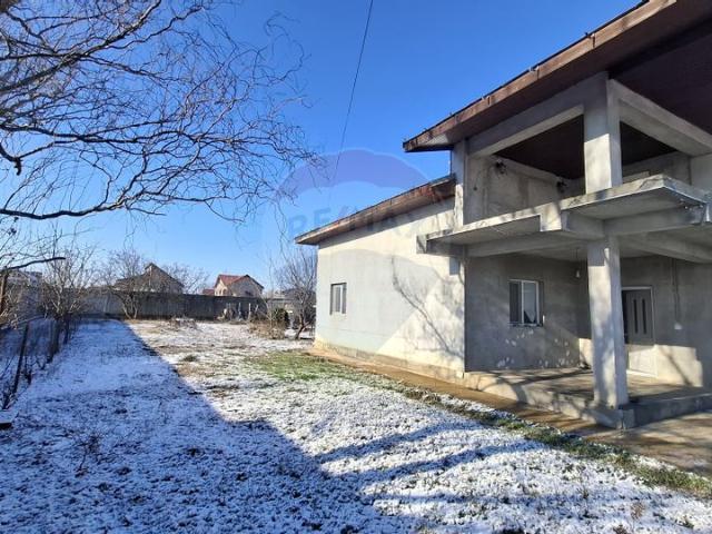 Casă vânzări în Creata, București