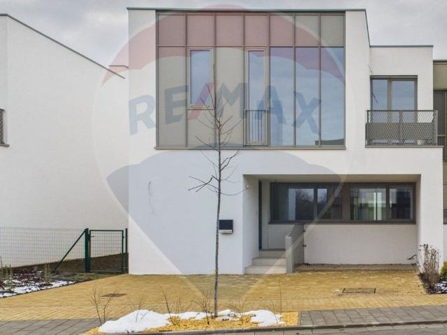 Casă vânzări în Tunari, București