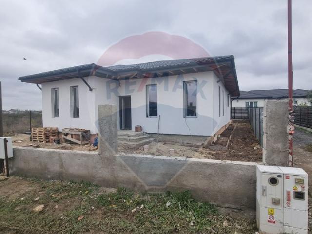 Casă vânzări în Samurcasi, Dâmbovița