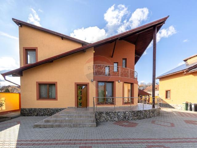 Casă vânzări în Bod, Brașov