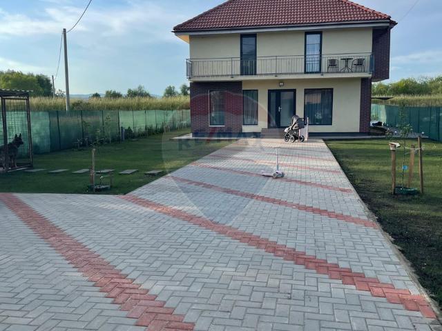 Casă vânzări în Lunca Calnicului, Brașov