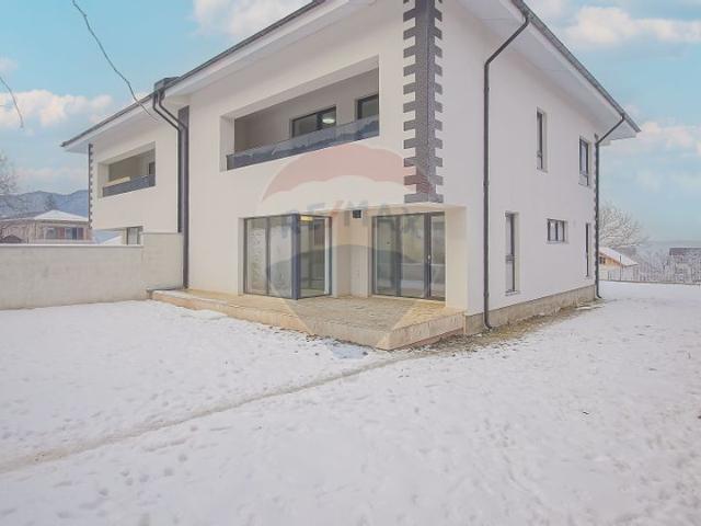 Casă vânzări în Sacele, Brașov