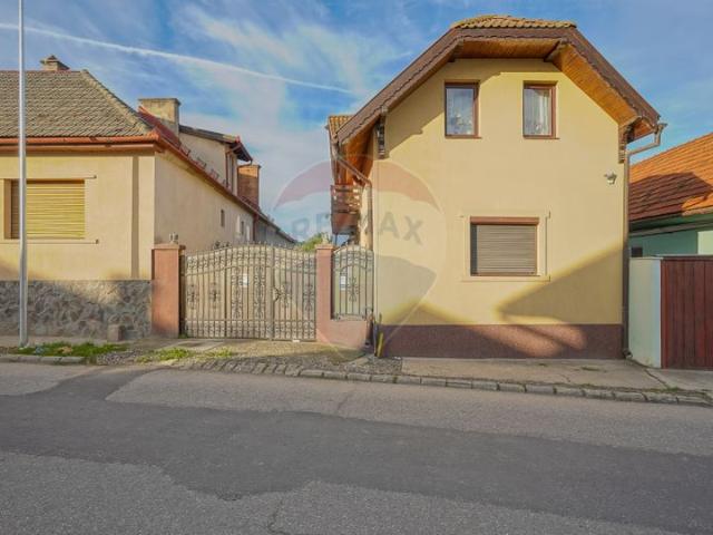 Casă vânzări în Sacele, Brașov