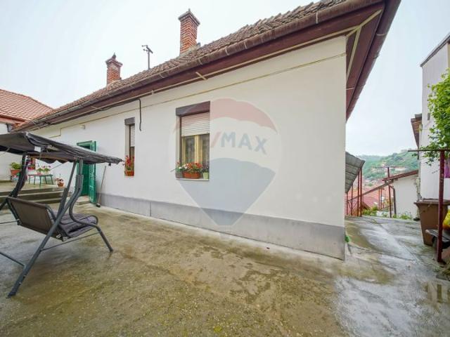 Casă vânzări