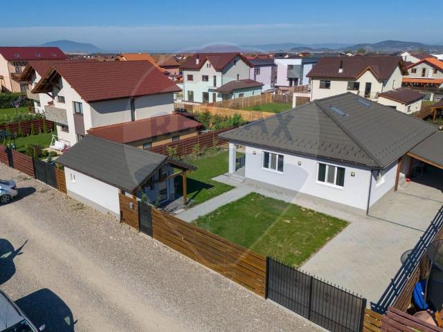 Casă vânzări în Purcareni, Brașov